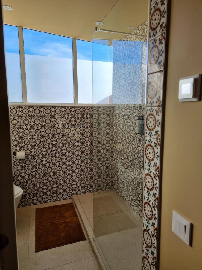 Rooftop Guesthouse 阿尔沃尔 外观 照片